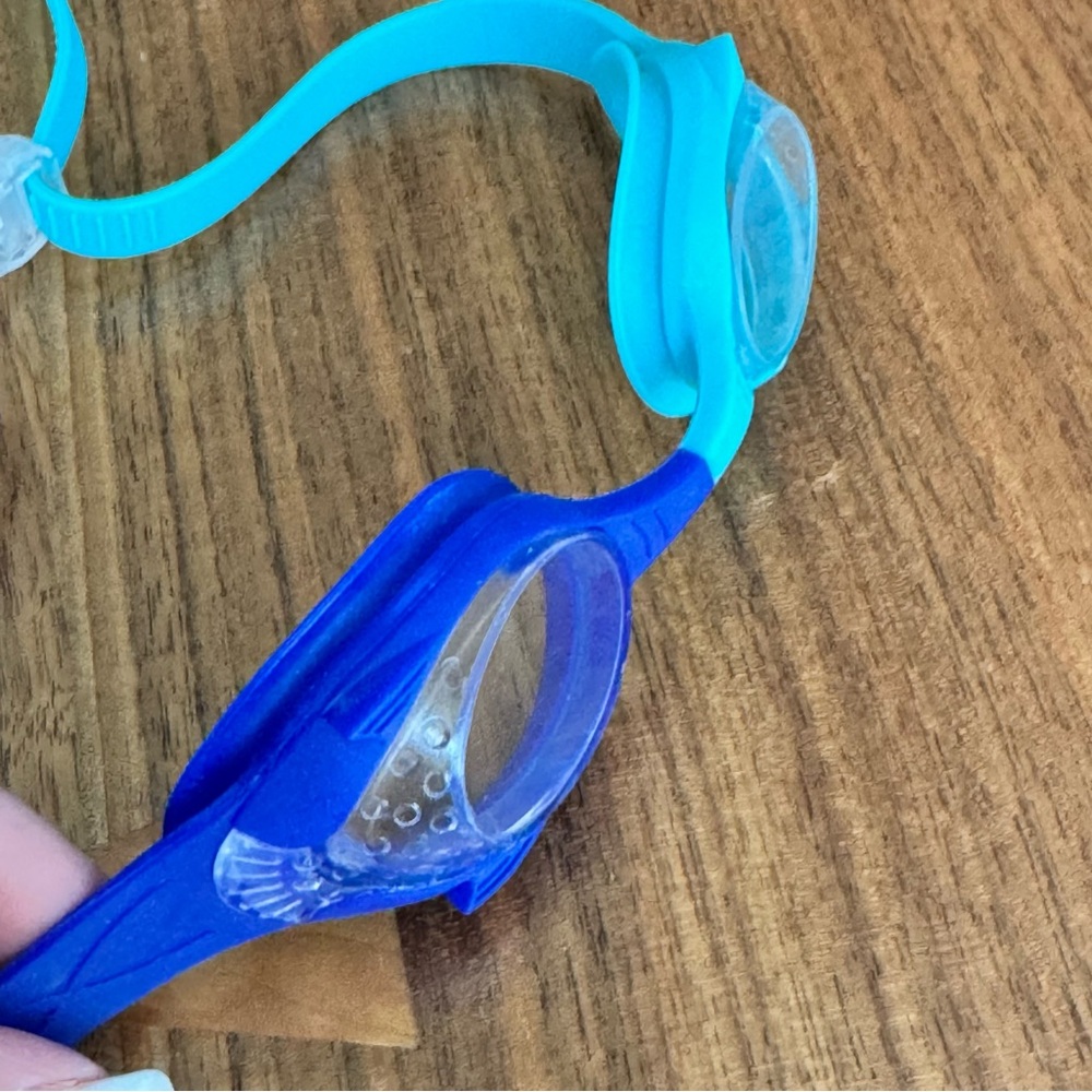 Speedo, Finis, Outdoor Masters - Bundle of 3 Toddler Swim Goggles - Picture 4 of 10